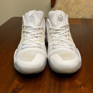 Nike Kyrie #2 Zoom, White Chrome